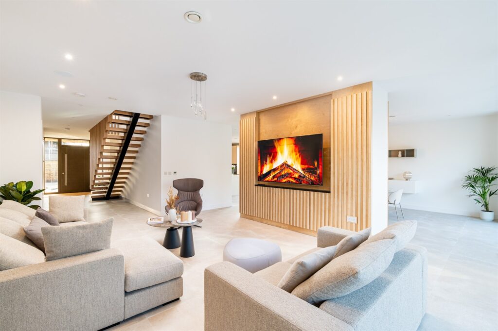 twineham-grange-lounge-area